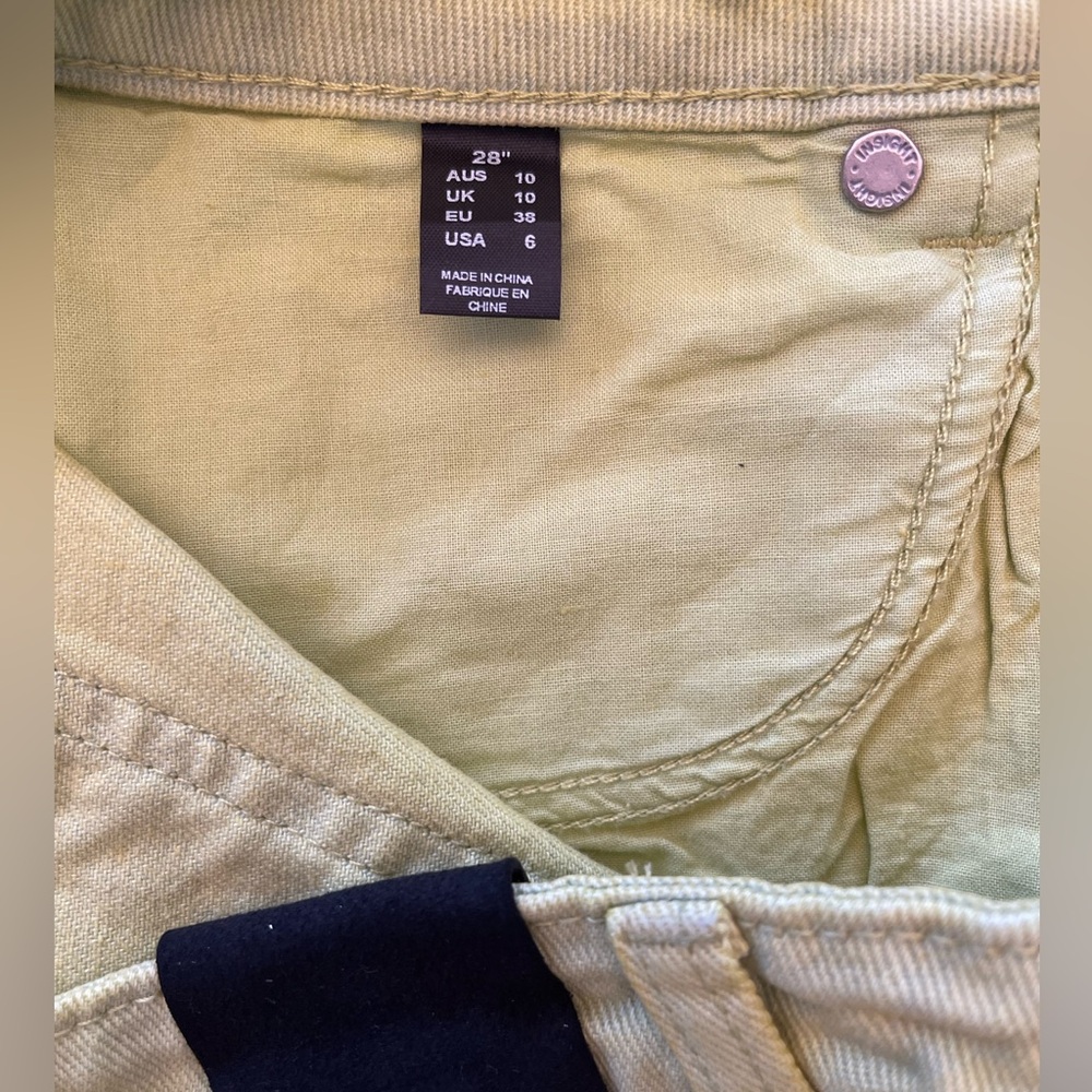 INSIGHT 51 Dipper Citrine Denim Cutoff Shorts NWT SZ 6 - Picture 7 of 8